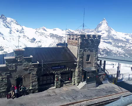 20190531-10h58m00s-20190531_105800-V3 Arrivée au chateau