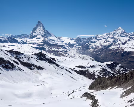 20190531-15h12m13s-DSC00672-V3 Dans le blanc et le bleu