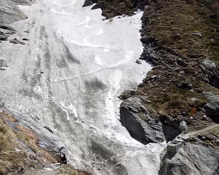 20190601-13h43m29s-P1110643-V3 mais c'est bloqué par la neige