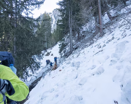 20200223-15h26m42s-XLA00565-V3 Nous on s'amuse avec les anciennes avalanches