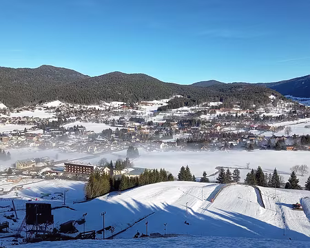014 Au dessus du tremplin de saut à ski (JO 1968).