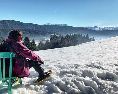 022 Martine contemple la Grande Moucherolle.