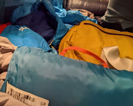 0 Tout commence par une délicieuse nuit dans le bus