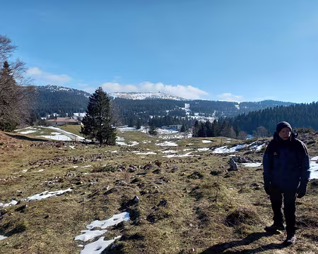 001 J1- Il fait beau, montons à la Dôle.