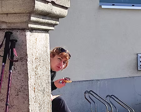 20230318-14h50m25s-IMG_20230318_145022 - Copie-V3 toujours pour se ravitailler.