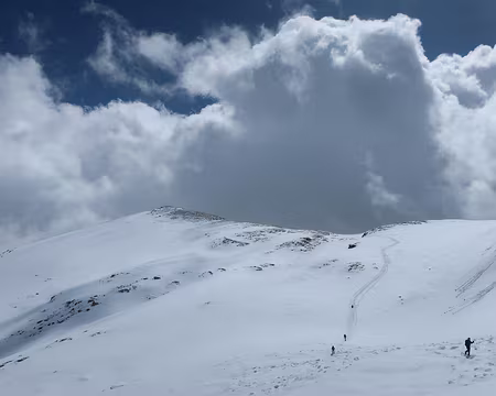 2023-04-23_11h47m07s_23-RQ12-FREDERIC_H J2 : sous la face NE de la Pointe S de Bézin