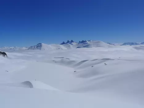 2013-04 Grandes Rousses Jean-Charles R, Aleksandra P, détail sortie