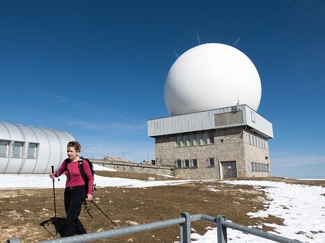 2023-03 Jura Coralie C, Laure DC, Béatrice E, Lucie K, Xavier L, Isabelle M, détail sortie