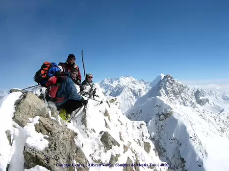 05-05 Adyrsu Bezinghi