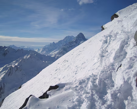 002 Le Grand Combin et le Vélan depuis le sommet du Mont Telliers