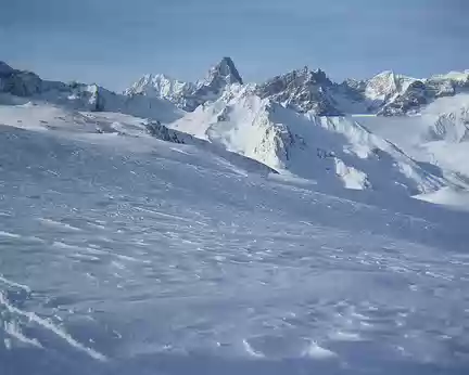 005 le massif du Mont Blanc depuis la fenêtre d'en haut