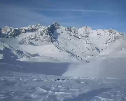 006 le massif du Mont Blanc depuis la fenêtre d'en haut