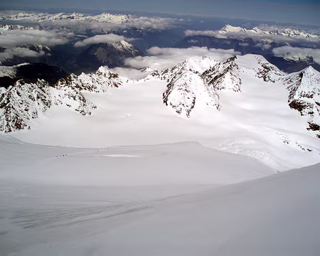 13 Petit Combin et Combin de Corbassière, vus du Grand Combin