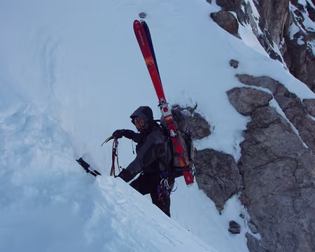 16 et le reste du groupe!