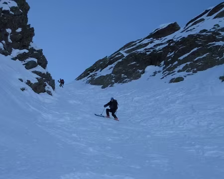 2009-01-12_29 Dans la descente du couloir NE de Bel Oiseau, 12 janvier 2009