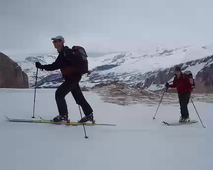 17.jpg seance de ski sur herbes