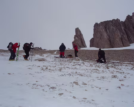 22.jpg faute de sommet, tentative de seance de ski sur ebouli