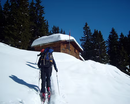 S1033523 arrivée au refuge