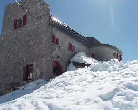 013 le refuge de la glere, face arriere