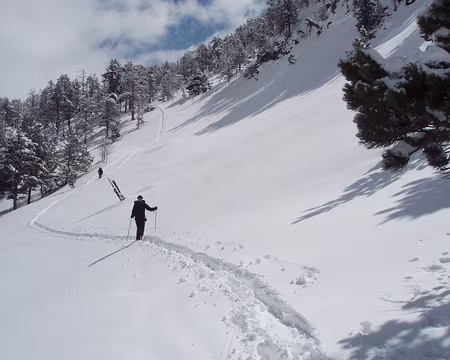 049 progression vers le col d'aumar, dans un paysage a la samivel
