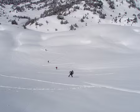 059 montee au col, on s'espace