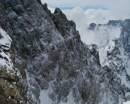 2009-05-31_33 Montée à la Brèche Lory