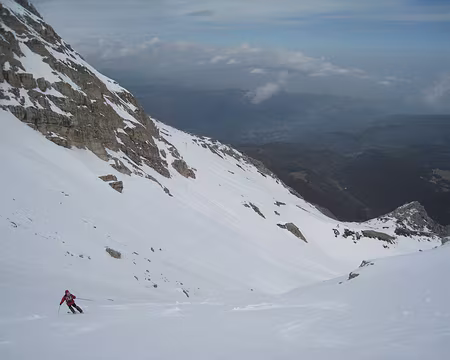 2010-03-25_28 Descente en face NE de l'Intermesoli