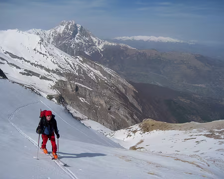 2010-03-26_13 Pentes sous le Piano d'Abruna, Gran Sasso et Monti della Laga