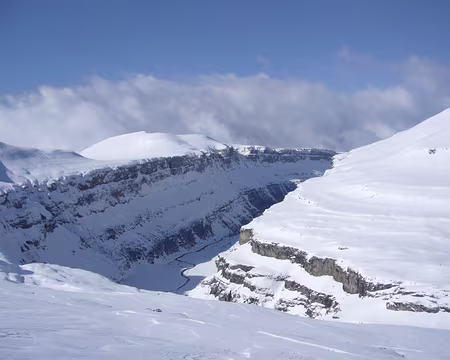 18 le canon d'Ordesa se degage