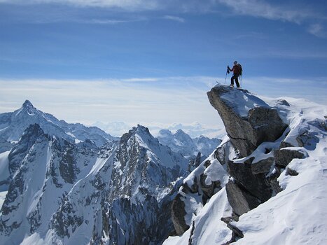 J5 - Albugna - Cima di Castello