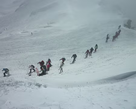 009 Avec un groupe de raquettistes