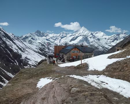 PXL011 Täschhütte - à droite Weisshorn à gauche Zinalrothorn