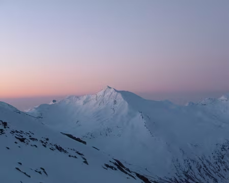 PXL044 Depuis Britanniahütte vers Sud-Est mais je ne sais pas ce que c'est ? mais c'est beau. Encore une tartine de sacrifiée