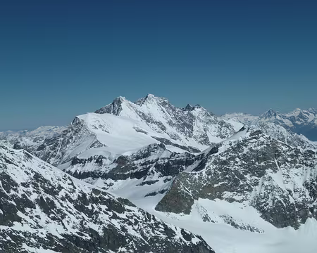 PXL065 Dans l'axe Alphubel, Täschhorn, Dom, Lenzspitze, Nadelhorn - vue du Strahlhorn
