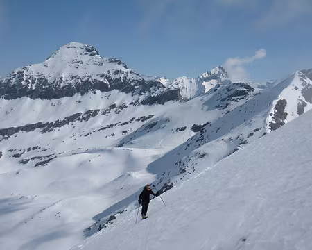 2010-05-23_21 Montée à la Pointe Costans, Ouille du Favre