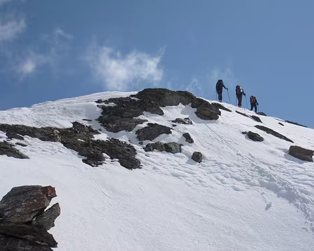 2010-05-23_22 Arrivée au sommet de la Pointe Costans