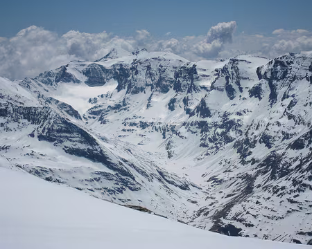 2010-05-24_36 Au sommet de l'Albaron (3637 m), vallée de la Lombarde