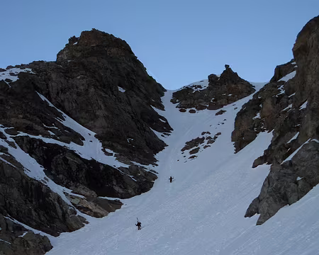 2010-06-05_10 Descente de la brèche 3032 sur le Rosenlauigletscher