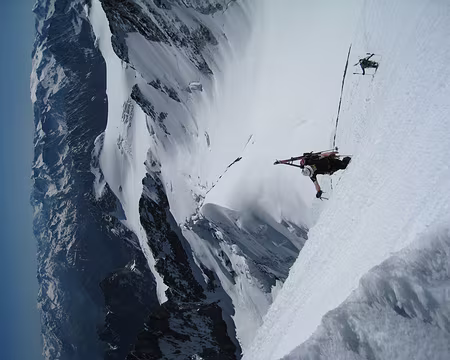 2010-06-05_19 Arrivée au sommet du Wetterhorn (3701 m)