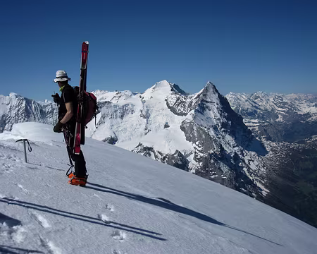 2010-06-05_22 Au sommet du Wetterhorn (3701 m), Mönch et Eiger