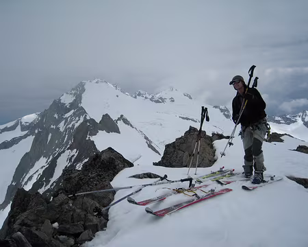 2010-06-06_26 Au sommet de l'Ewigschneehorn (3329 m), Ankenbälli