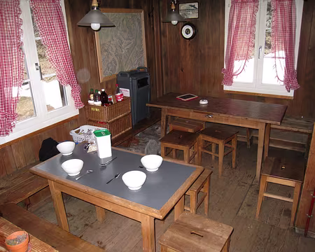 2010-06-06_32 Cabane Gauli (2205 m)