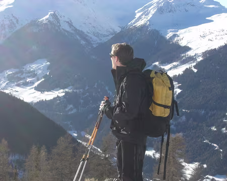 PXL009 Samedi 15 janvier 2011 : Départ de Commeire, direction Six Blanc et Mont Brulé.