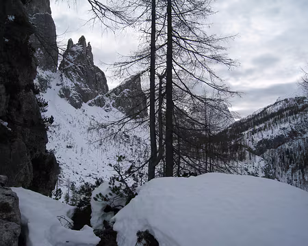 2011-01-26_13 Traversée en versant ouest de la Moiazza