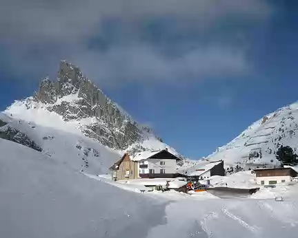 2011-01-28_12 Passo Falzarego (2105 m)