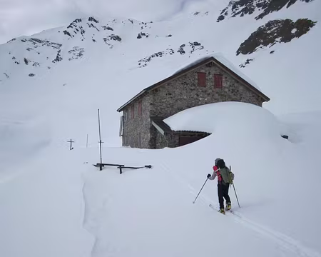 2011-03-05_16 Rifugio Torsoleto (2390 m)