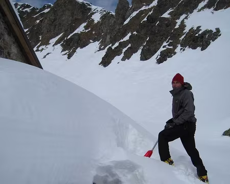 2011-03-05_18 Entrée du rifugio Torsoleto (2390 m)