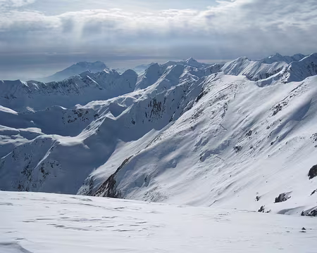 2011-03-05_28 Passo Sellerino au loin