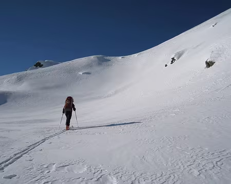 2011-03-06_03 Montée vers le Monte Largone