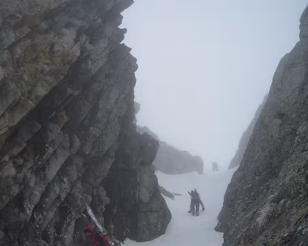 2011-03-07_03 Passage de la barre rocheuse à 2050 m (Val di Gleno)